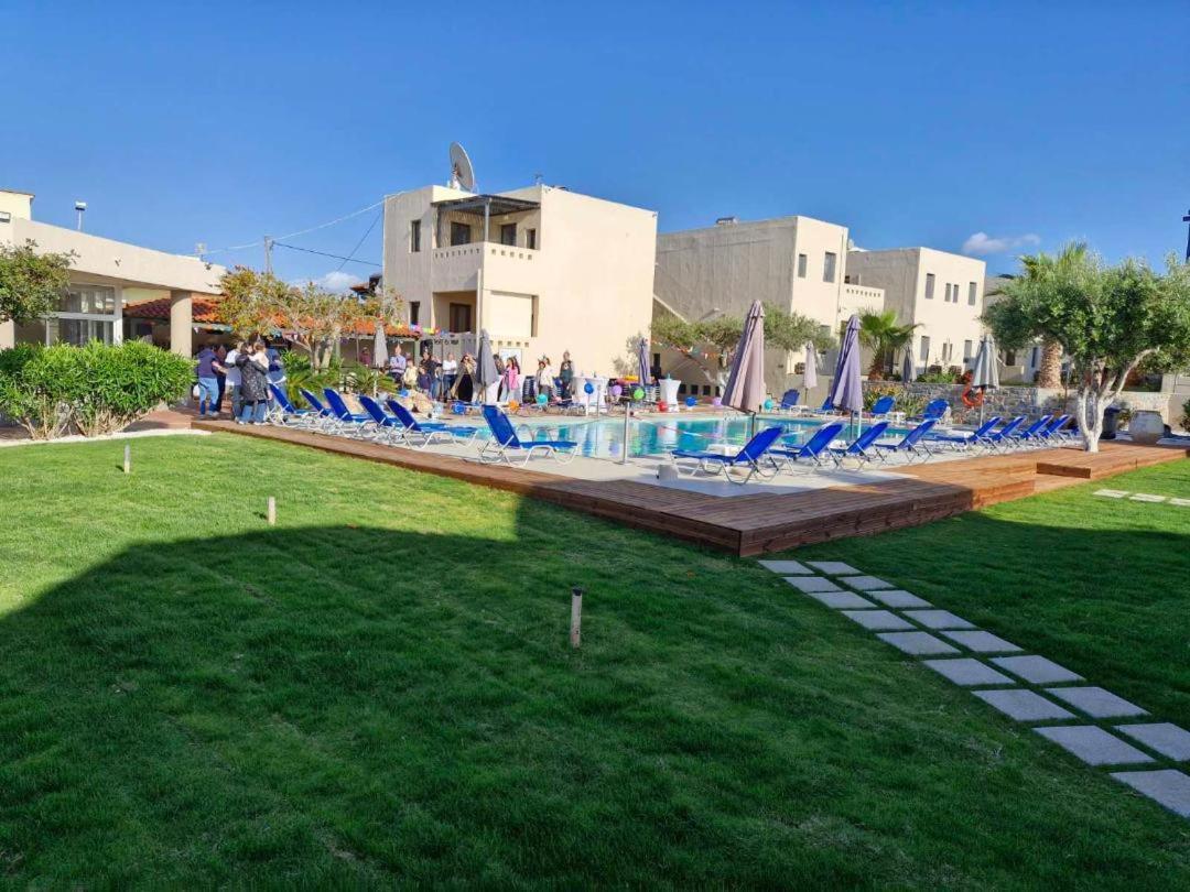 Creteco Hotel & Suites Goúrnes Exterior foto
